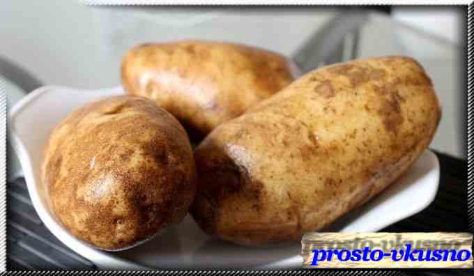 Как запекать картофель в мундире